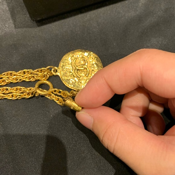 Chanel vintage coin necklace - Picture 6 of 7